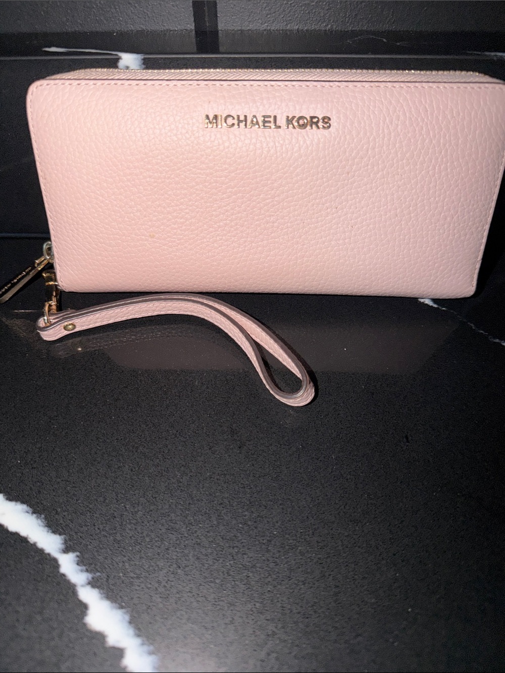 Michael Kors Jet Set Travel Pebbled Leather Wristlet Wallet Pink